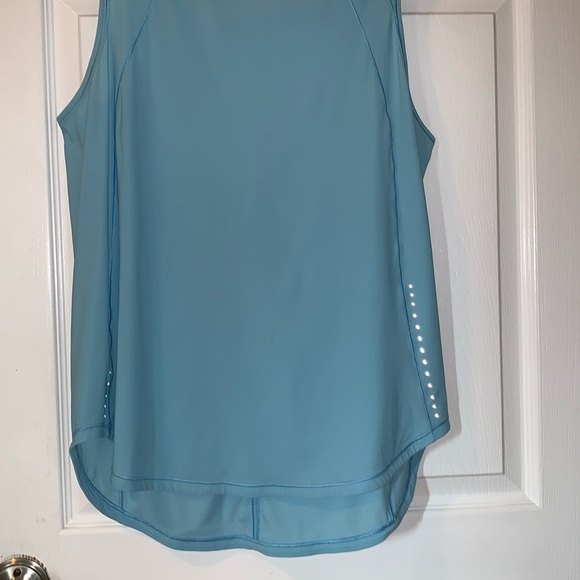 Lululemon Sculpt Tank *Back Vent, Size 10 - Picture 12 of 12